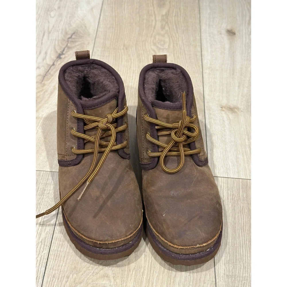 UGG Kids Neumel Waterproof Leather Boots Grizzly Brown 1017320K Size 3